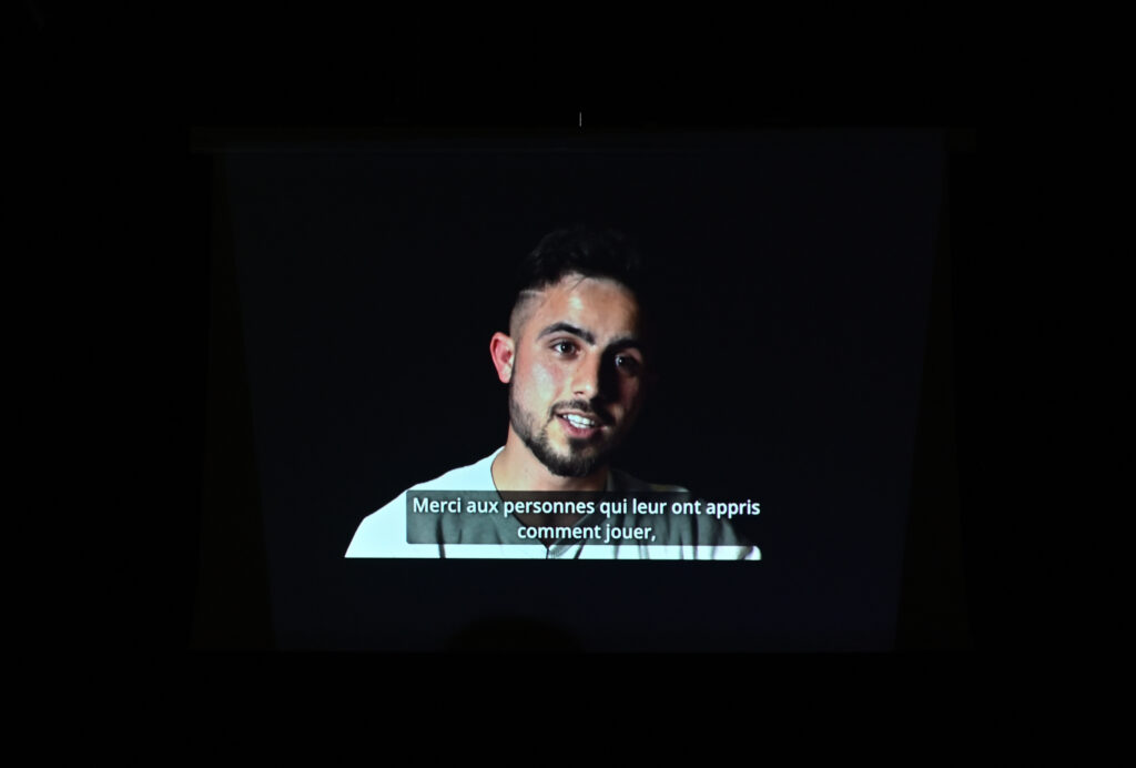Capture d'écran de Deedar en vidéo