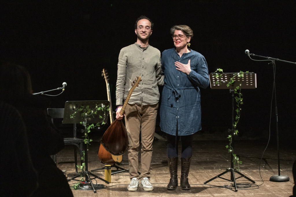 Bariş Ayhan et Claire Audhuy saluent le public